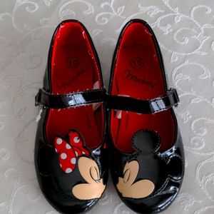 Girls size 10 Minnie Mouse shoes and Cherokee